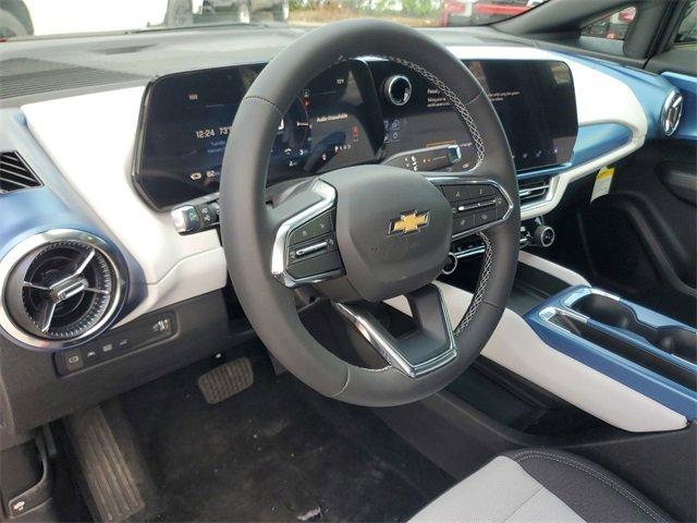 2025 Chevrolet Equinox EV Vehicle Photo in SUNRISE, FL 33323-3202