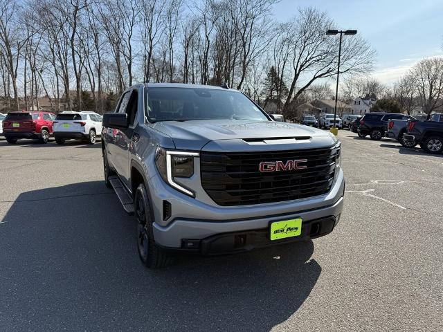 2024 GMC Sierra 1500 Vehicle Photo in CHICOPEE, MA 01020-5001