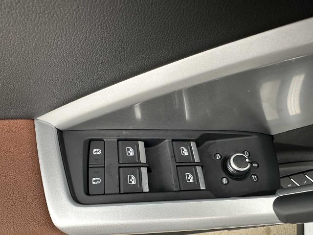 2025 Audi Q3 Vehicle Photo in HOUSTON, TX 77090