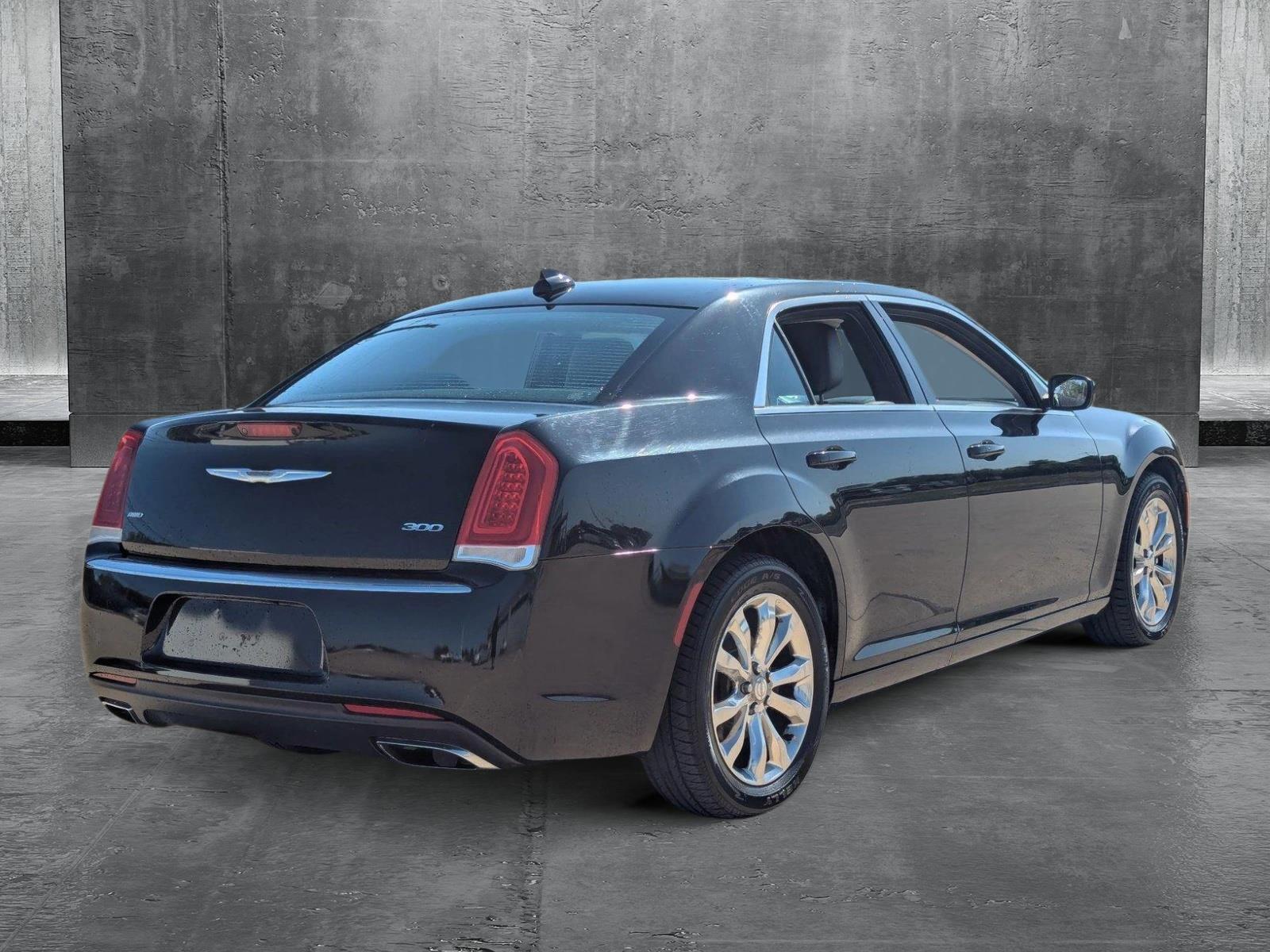 2016 Chrysler 300 Vehicle Photo in CORPUS CHRISTI, TX 78412-4902
