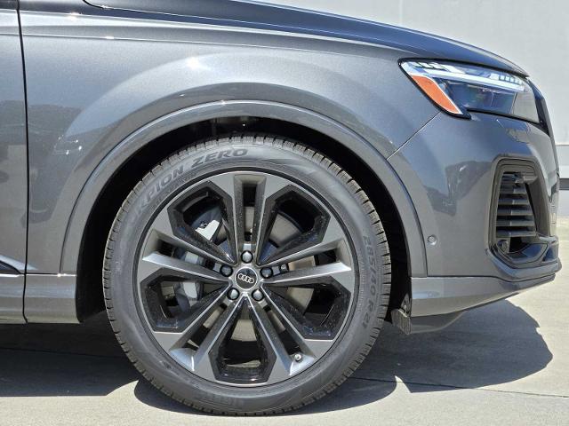 2025 Audi Q7 Vehicle Photo in SUGAR LAND, TX 77478