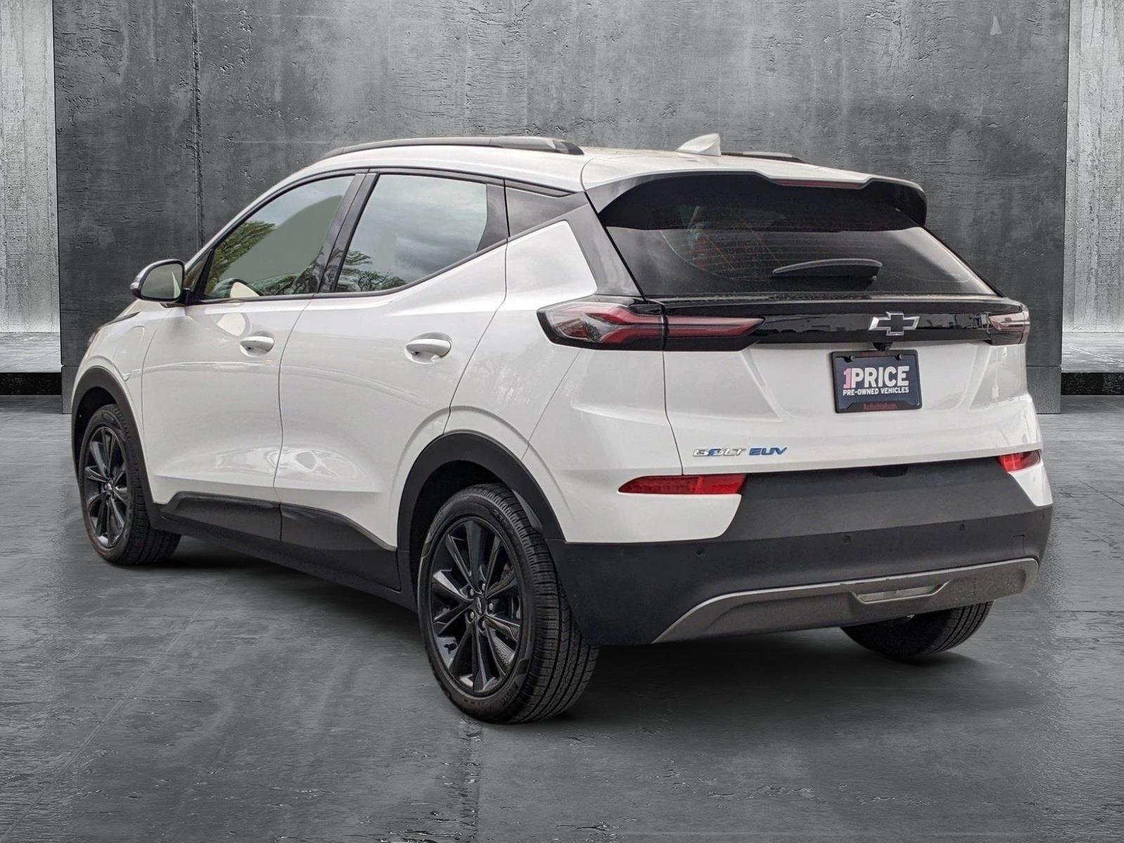 2022 Chevrolet Bolt EUV Vehicle Photo in TIMONIUM, MD 21093-2300