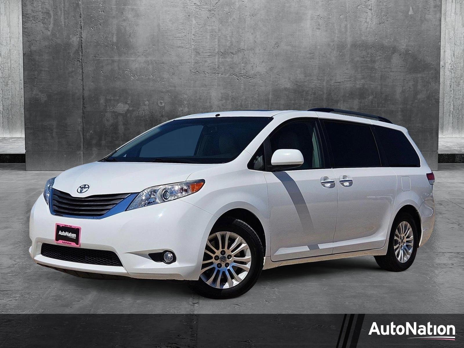 2014 Toyota Sienna Vehicle Photo in WACO, TX 76710-2592