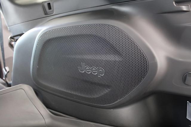 2020 Jeep Cherokee Vehicle Photo in Green Bay, WI 54304