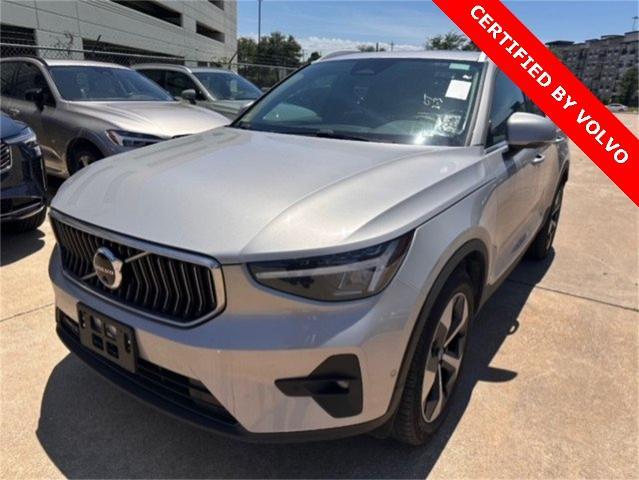 2025 Volvo XC40 Vehicle Photo in Houston, TX 77007