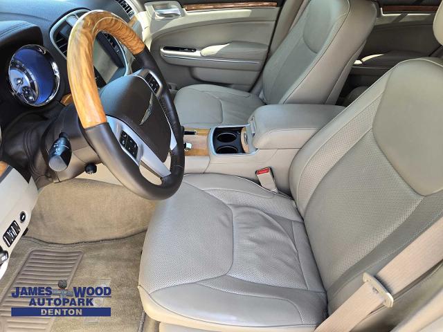 2014 Chrysler 300 Vehicle Photo in DENTON, TX 76210-9321