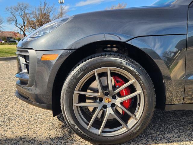 2022 Porsche Macan Vehicle Photo in GRAPEVINE, TX 76051