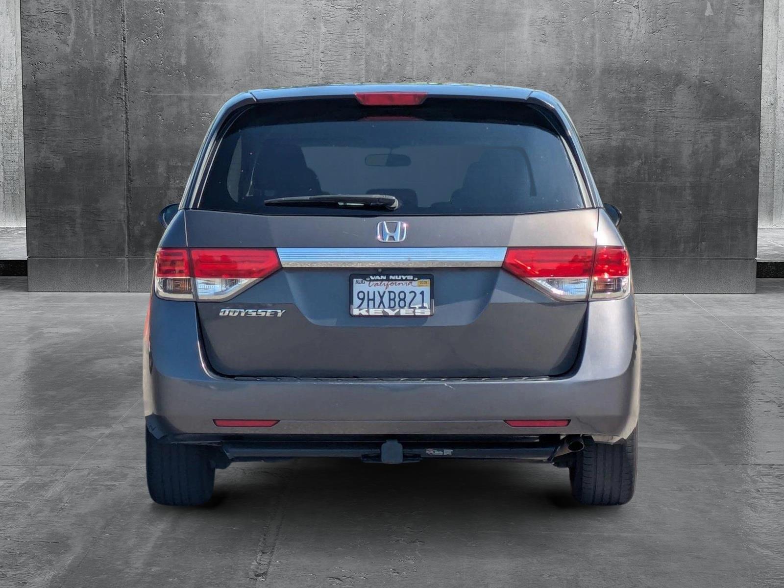 2015 Honda Odyssey Vehicle Photo in Valencia, CA 91355-1794