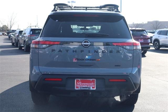 2025 Nissan Pathfinder Vehicle Photo in Hazelwood, MO 63042