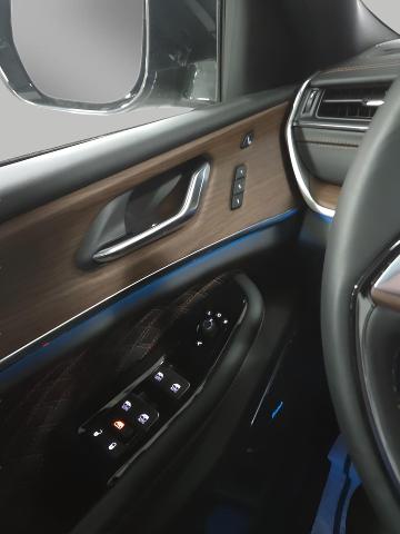 2025 Jeep Grand Cherokee L Vehicle Photo in Oshkosh, WI 54901