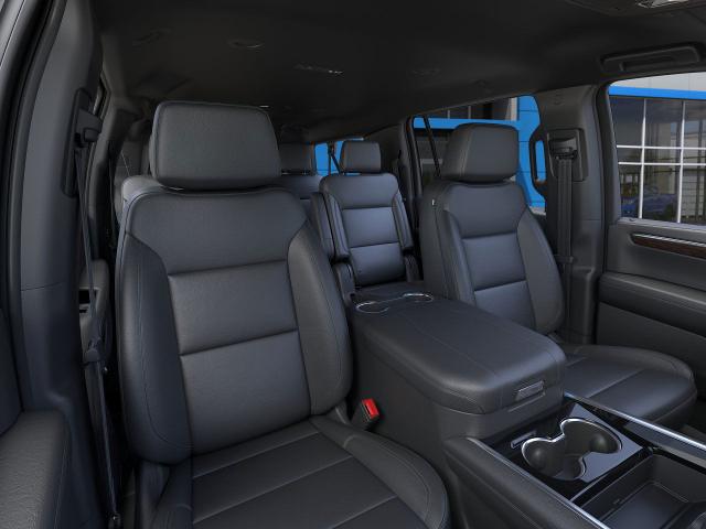2025 Chevrolet Suburban Vehicle Photo in Roslyn, NY 11576