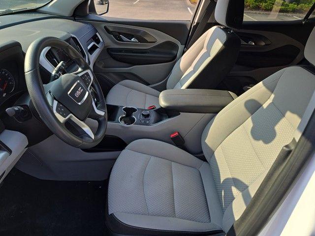2023 GMC Terrain Vehicle Photo in Pleasant Hills, PA 15236