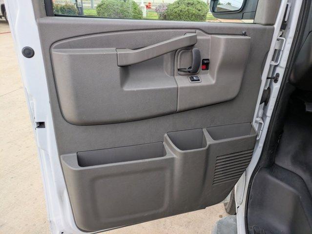 2023 Chevrolet Express Cargo 2500 Vehicle Photo in SELMA, TX 78154-1460