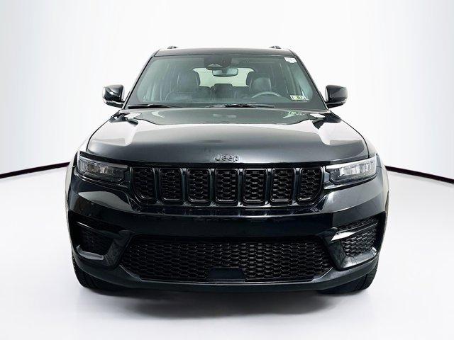 2023 Jeep Grand Cherokee Vehicle Photo in Doylsetown, PA 18901