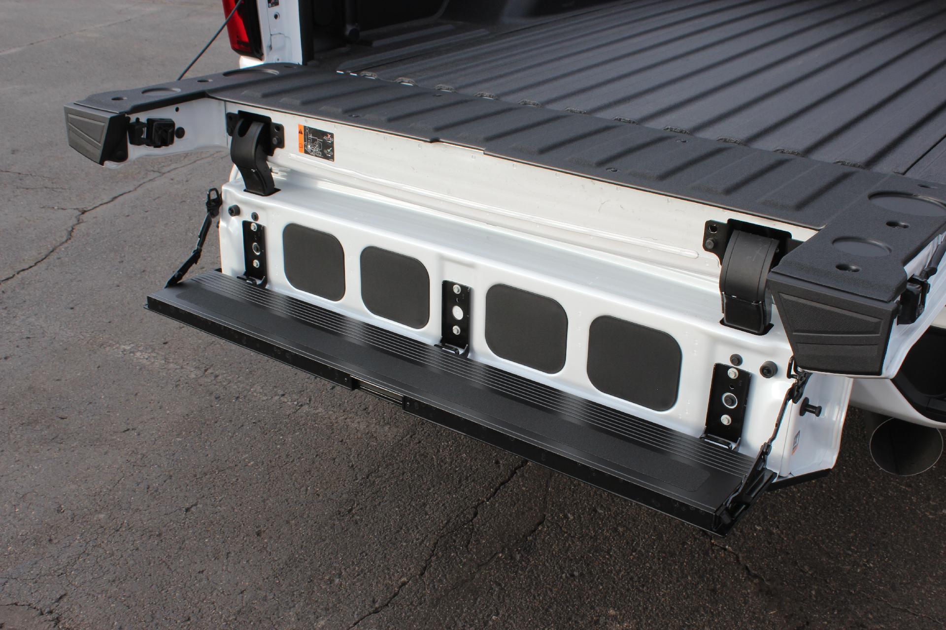 2025 GMC Sierra 2500 HD Vehicle Photo in AURORA, CO 80012-4011