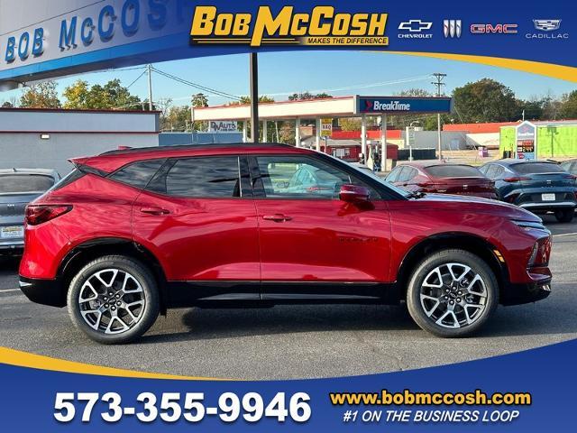 2025 Chevrolet Blazer Vehicle Photo in COLUMBIA, MO 65203-3903