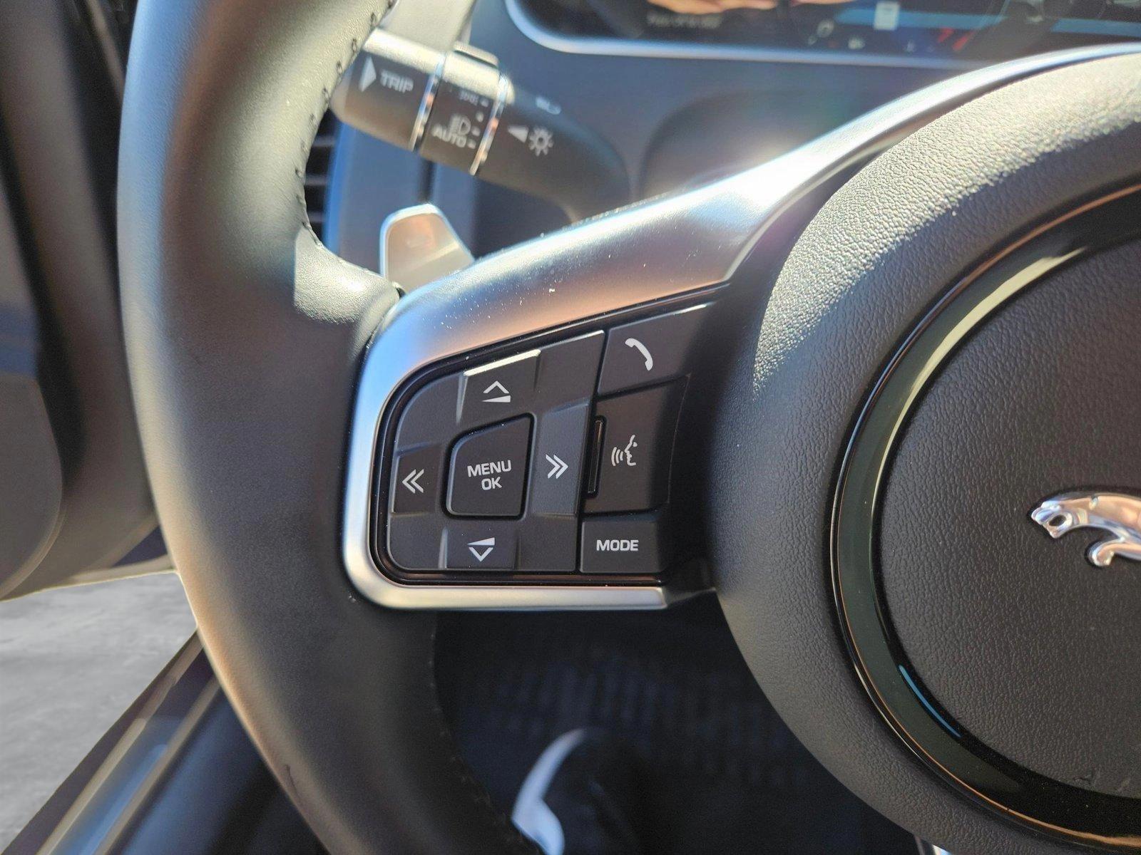 2023 Jaguar F-TYPE Vehicle Photo in NORTH RICHLAND HILLS, TX 76180-7199
