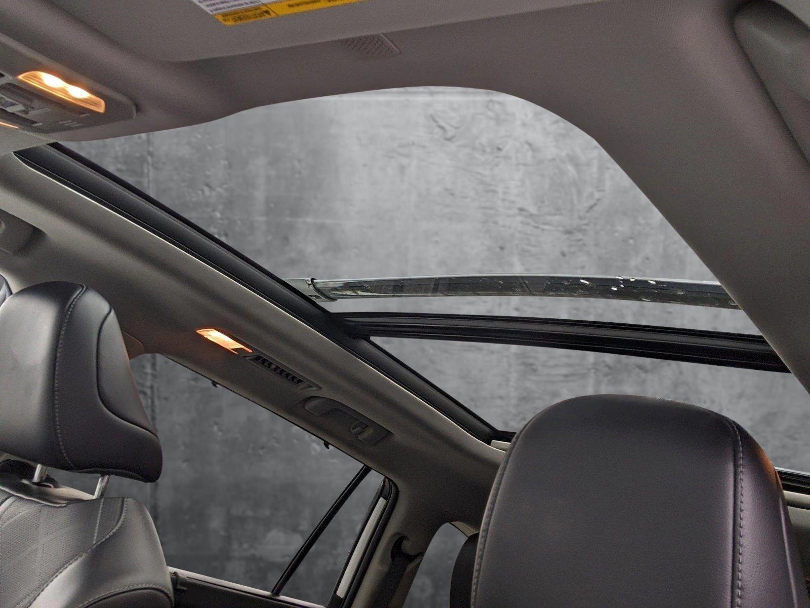 2022 Toyota Highlander Vehicle Photo in Cockeysville, MD 21030