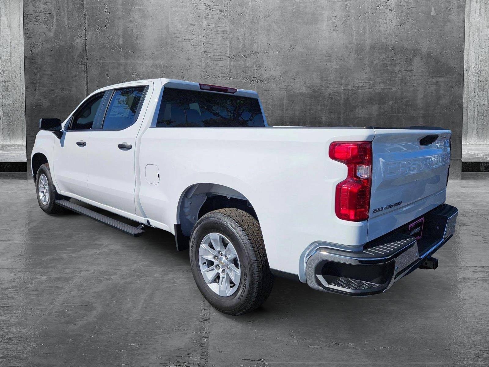 2025 Chevrolet Silverado 1500 Vehicle Photo in GREENACRES, FL 33463-3207