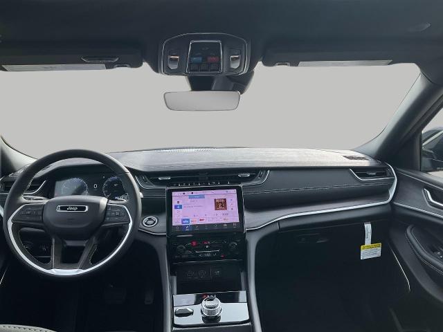 2025 Jeep Grand Cherokee L Vehicle Photo in Kaukauna, WI 54130