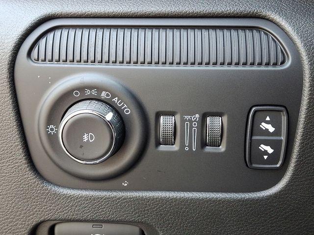 2024 Jeep Wagoneer L Vehicle Photo in DANBURY, CT 06810-5034