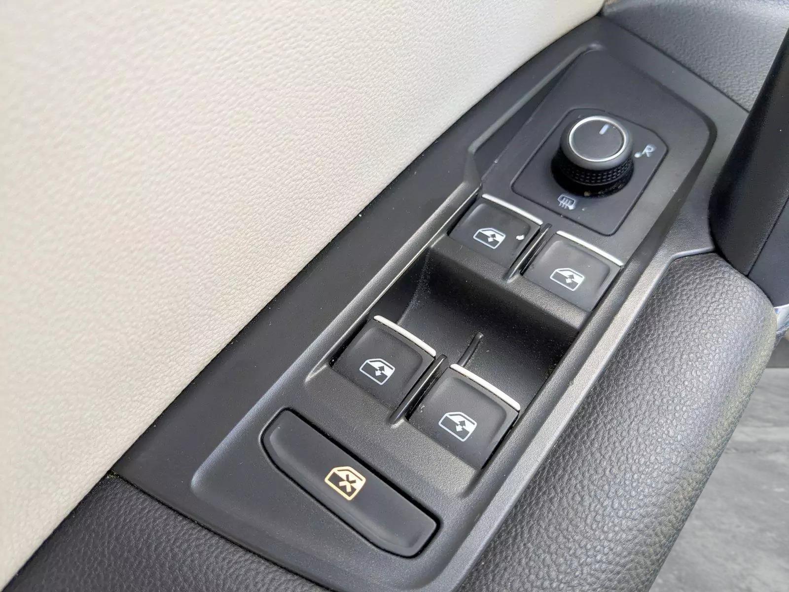 2020 Volkswagen Tiguan Vehicle Photo in Panama City, FL 32401