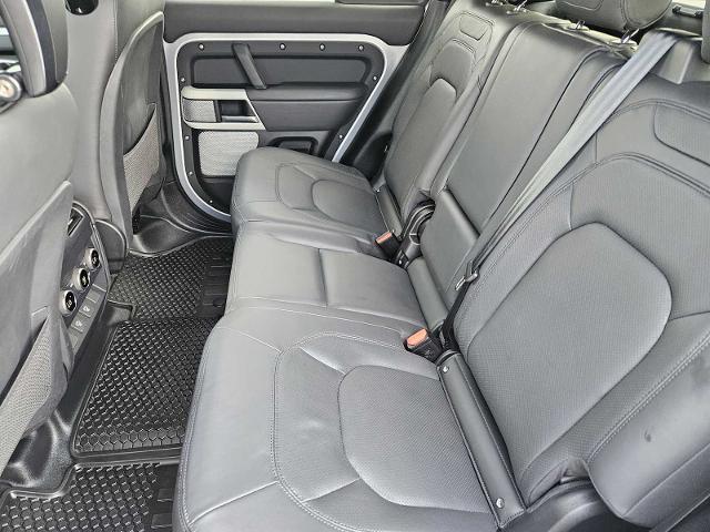 2024 Defender Vehicle Photo in AUSTIN, TX 78717