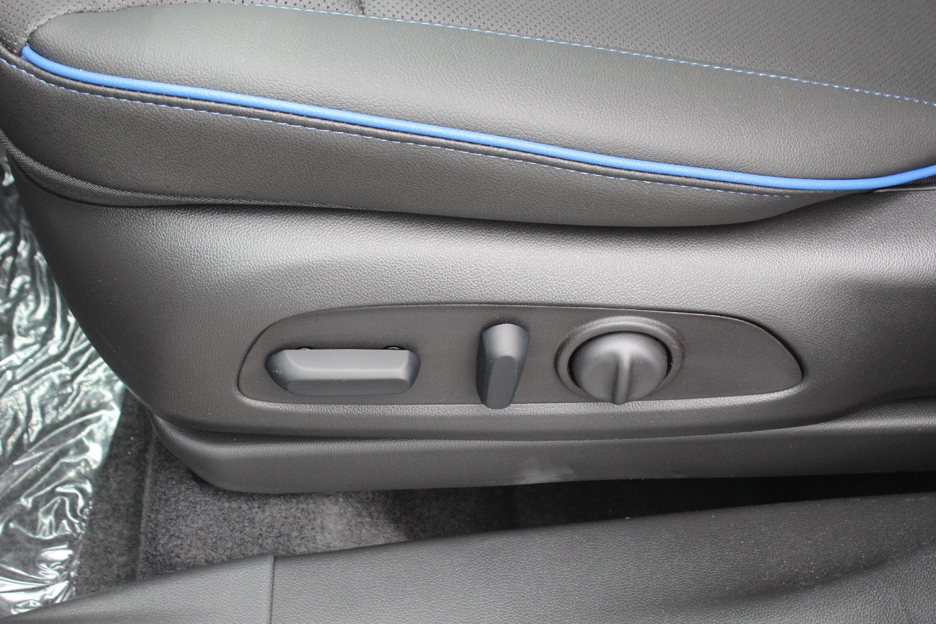 2026 Buick Encore GX Vehicle Photo in AURORA, CO 80012-4011