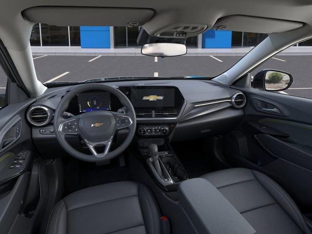2025 Chevrolet Trax Vehicle Photo in BROCKTON, MA 02301-7113