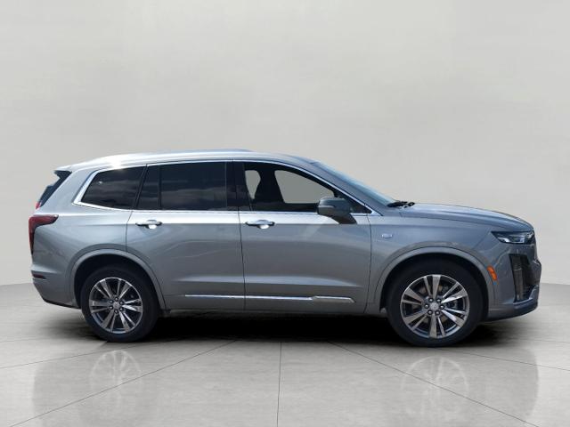 2025 Cadillac XT6 Vehicle Photo in GREEN BAY, WI 54303-3330