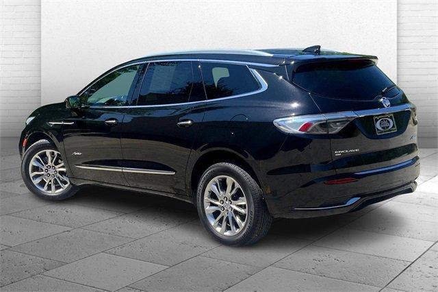 2024 Buick Enclave Vehicle Photo in KANSAS CITY, MO 64114-4545