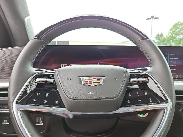 2025 Cadillac Escalade Vehicle Photo in TREVOSE, PA 19053-4984