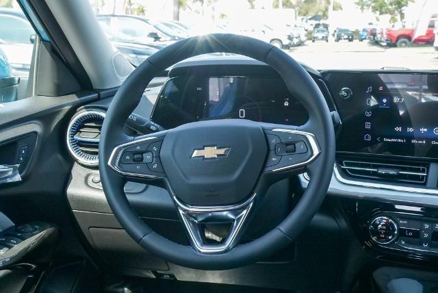 2025 Chevrolet Trax Vehicle Photo in VENTURA, CA 93003-8585