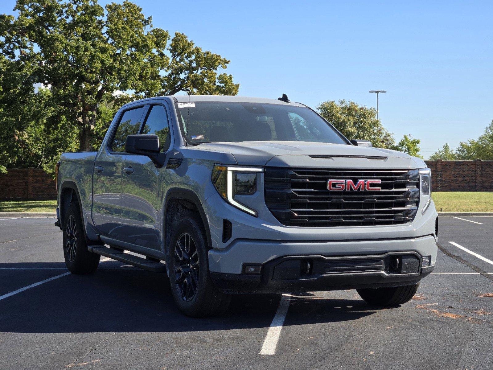 2024 GMC Sierra 1500 Vehicle Photo in DALLAS, TX 75209-3016