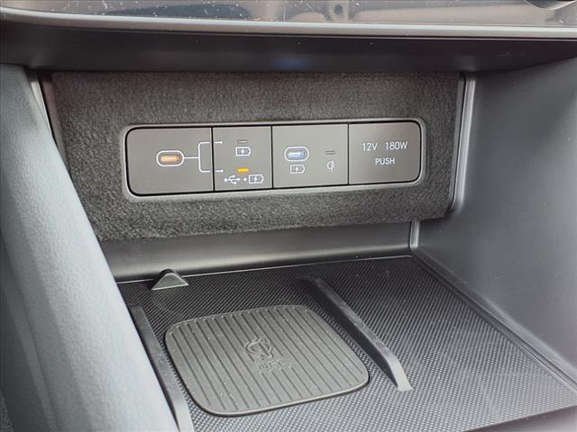 2025 Hyundai SONATA Hybrid Vehicle Photo in Peoria, IL 61615