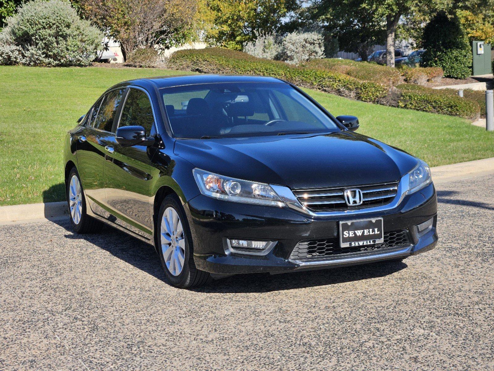 2015 Honda Accord Sedan Vehicle Photo in FORT WORTH, TX 76132