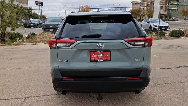 2020 Toyota RAV4 Vehicle Photo in San Angelo, TX 76901