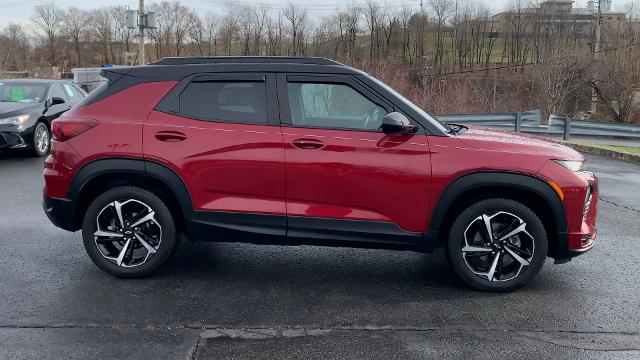 2021 Chevrolet Trailblazer Vehicle Photo in MOON TOWNSHIP, PA 15108-2571