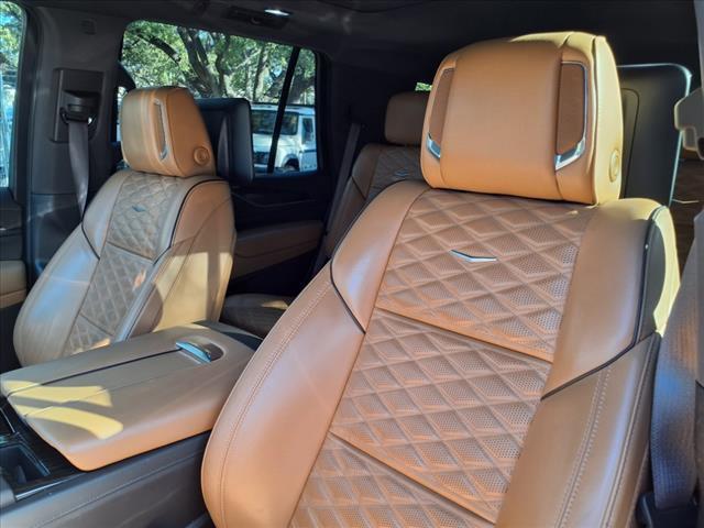 2021 Cadillac Escalade Vehicle Photo in SAN ANTONIO, TX 78230-1001