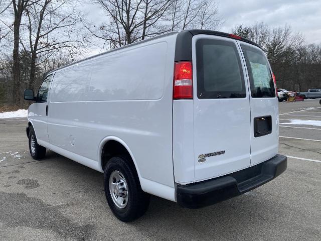 2022 Chevrolet Express Cargo 2500 Vehicle Photo in LEOMINSTER, MA 01453-2952