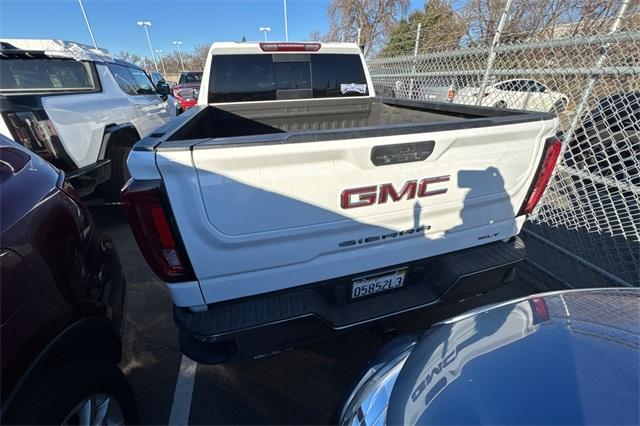 2022 GMC Sierra 1500 Limited Vehicle Photo in ELK GROVE, CA 95757-8703