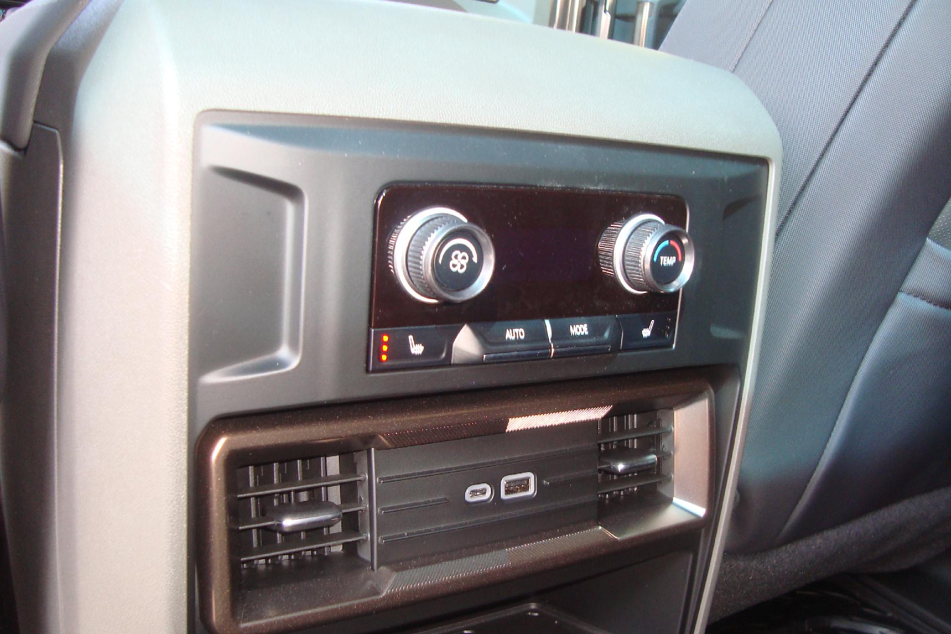 2025 GMC HUMMER EV SUV Vehicle Photo in PORTSMOUTH, NH 03801-4196
