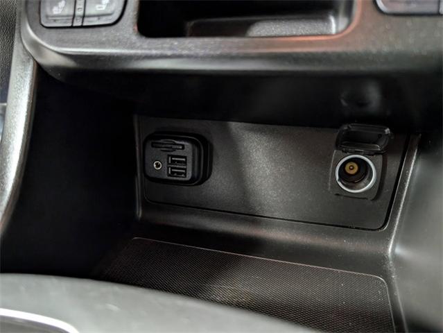 2022 Chevrolet Colorado Vehicle Photo in ENGLEWOOD, CO 80113-6708
