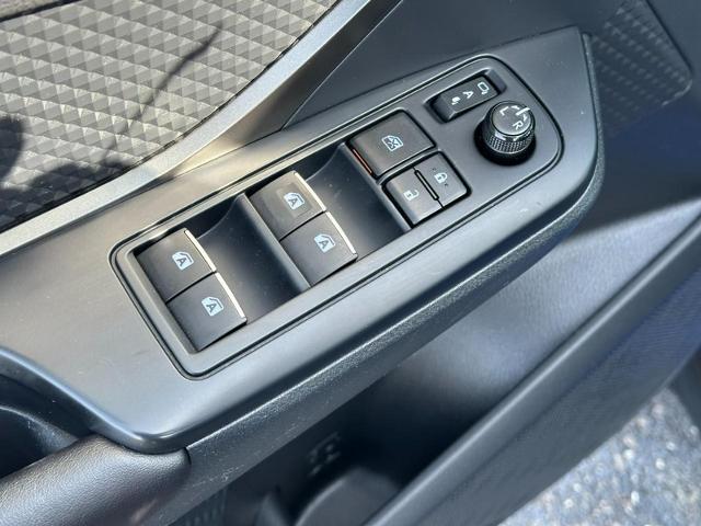 2018 Toyota C-HR Vehicle Photo in COLUMBIA, MO 65203-3903