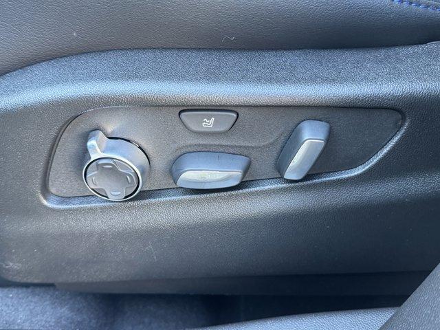 2025 Cadillac XT4 Vehicle Photo in LEOMINSTER, MA 01453-2952