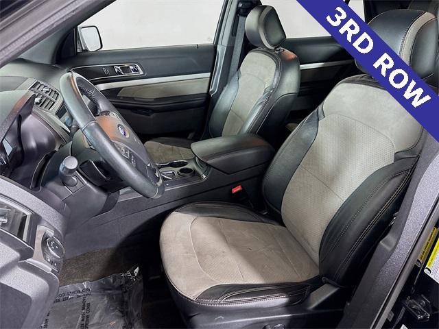 2017 Ford Explorer Vehicle Photo in Puyallup, WA 98371