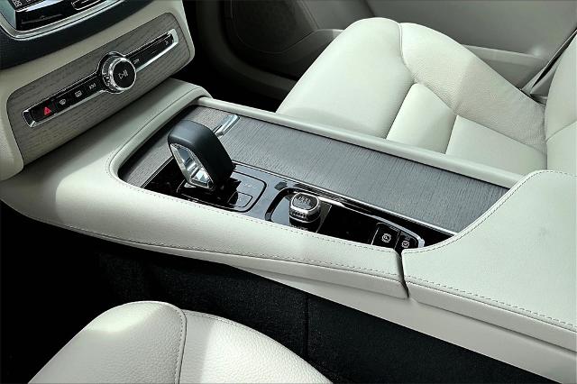 2025 Volvo XC90 Plug-In Hybrid Vehicle Photo in Grapevine, TX 76051
