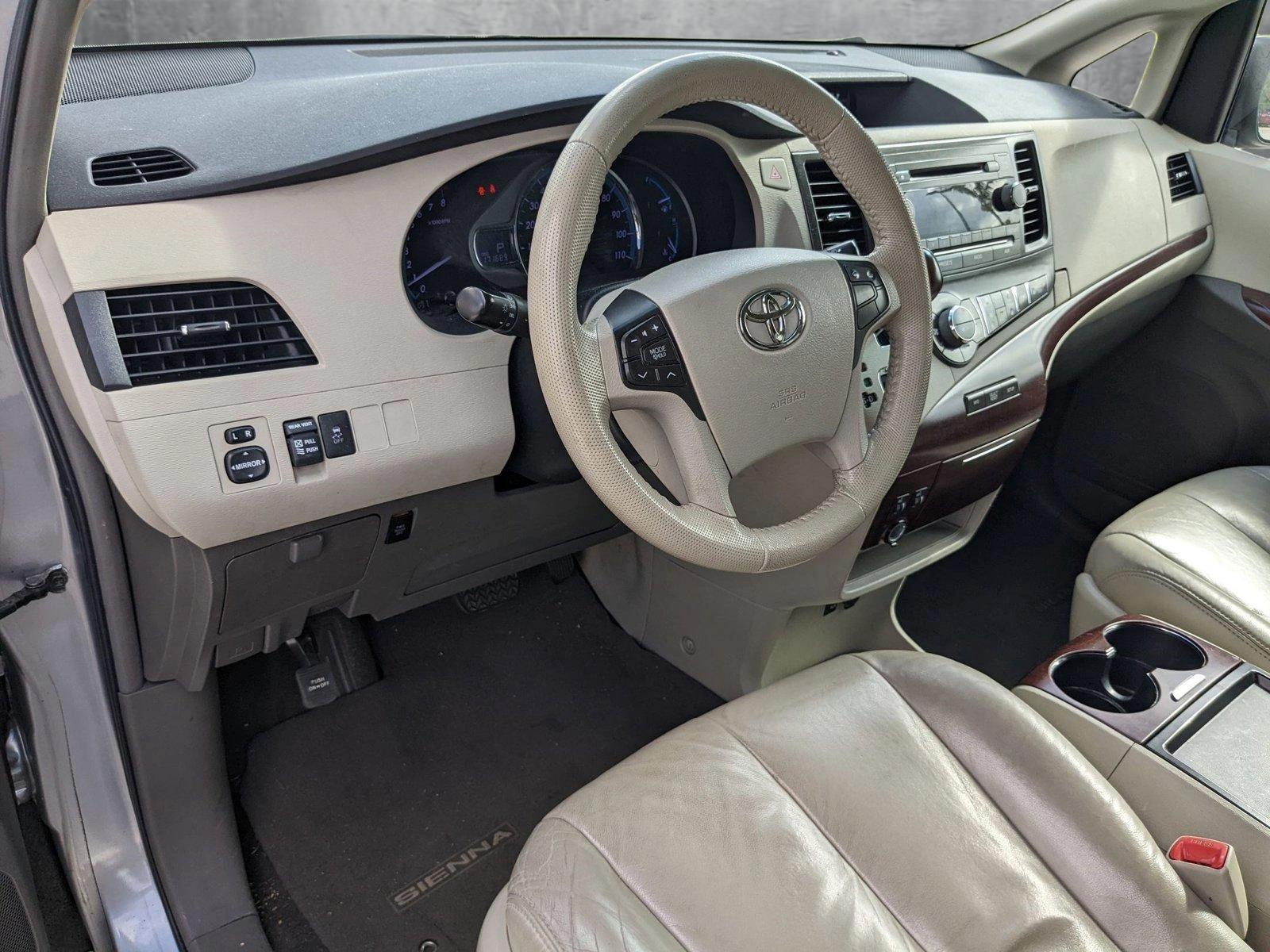 2011 Toyota Sienna Vehicle Photo in Davie, FL 33331