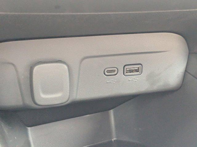 2024 Chevrolet Trax Vehicle Photo in BRUNSWICK, GA 31525-1881