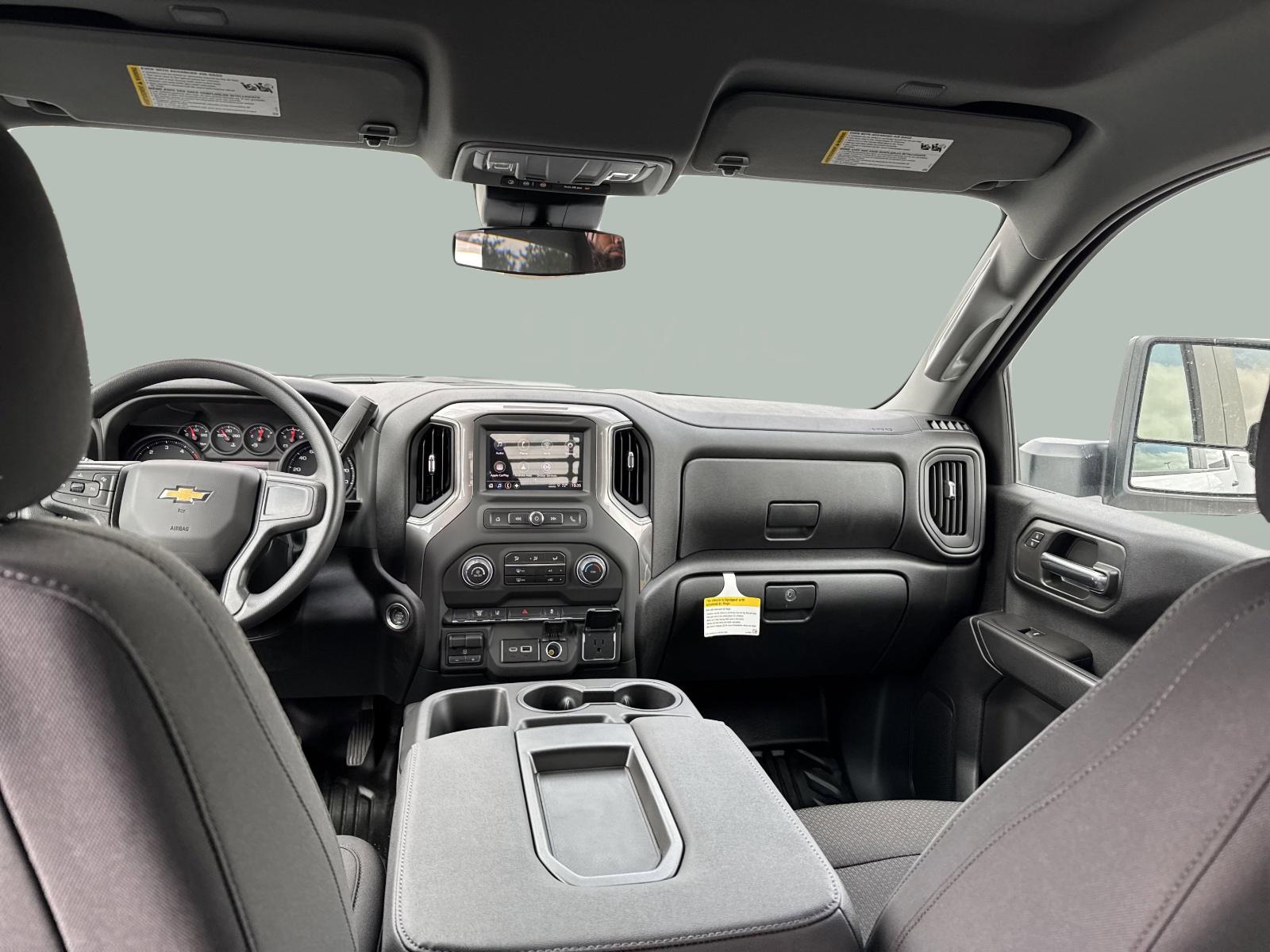 2025 Chevrolet Silverado 3500 HD Chassis Cab Vehicle Photo in GEORGETOWN, TX 78626-7508